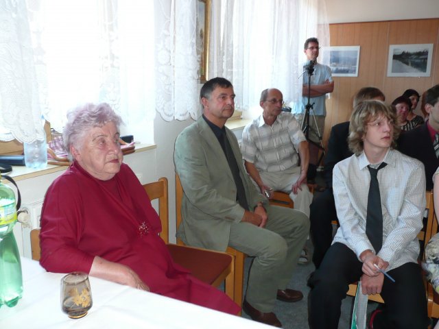p1000462
