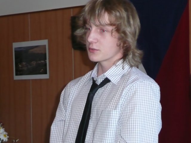 p1000472