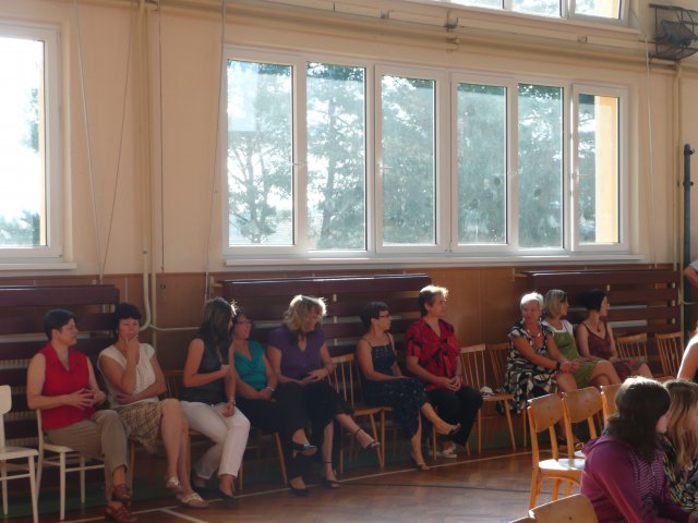 p1000518