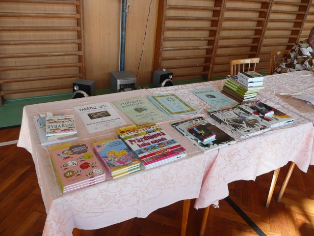p1000519