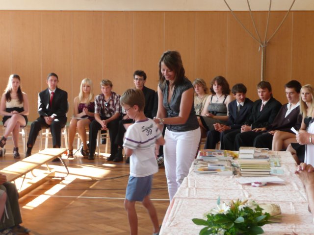p1000528