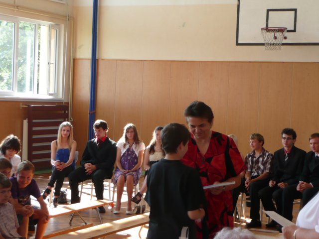 p1000536