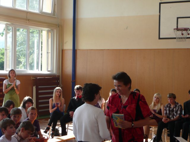 p1000537