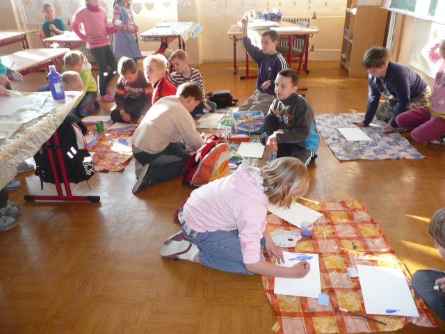 DEN ZEMĚ 20. 4. 2011 v areálu školy