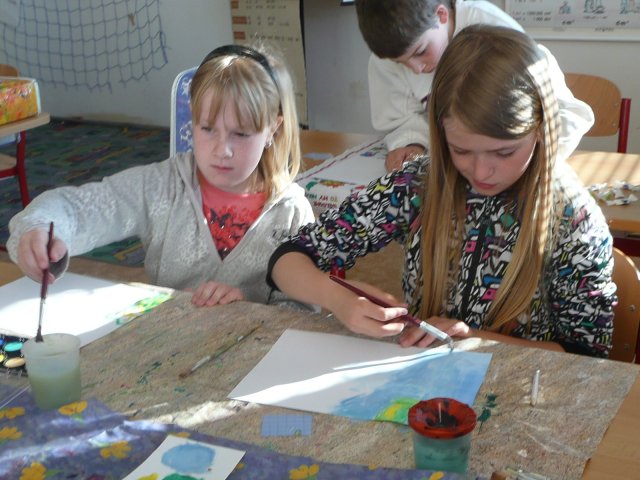 DEN ZEMĚ 20. 4. 2011 v areálu školy