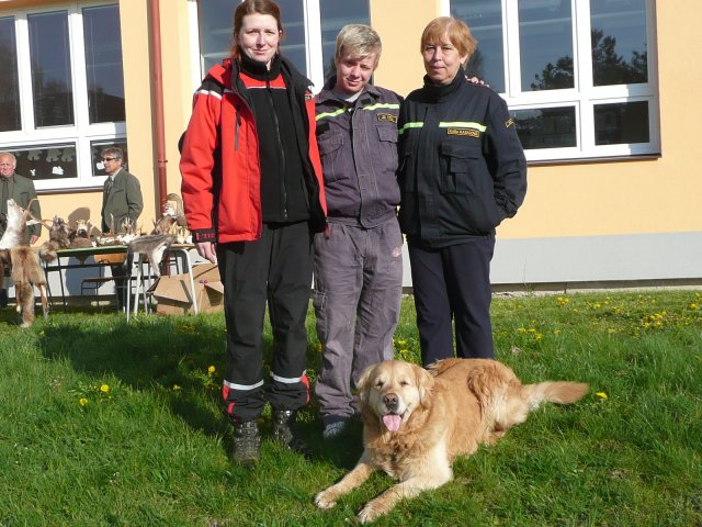 DEN ZEMĚ 20. 4. 2011 v areálu školy