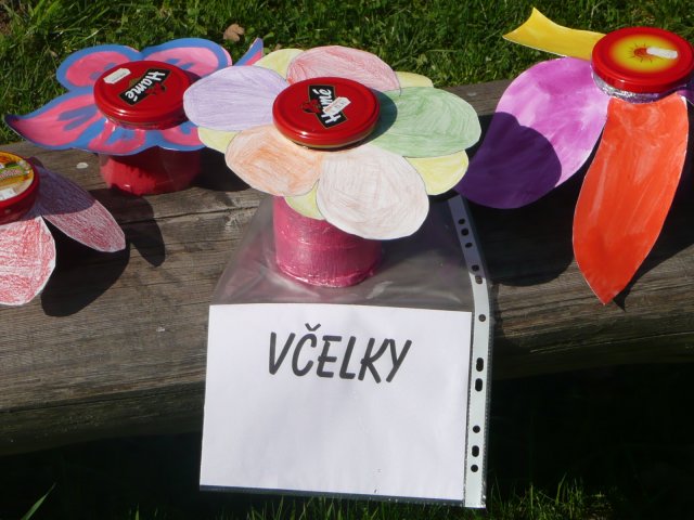 DEN ZEMĚ 20. 4. 2011 v areálu školy
