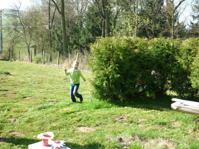 DEN ZEMĚ 20. 4. 2011 v areálu školy