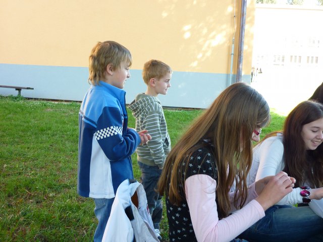 DEN ZEMĚ 20. 4. 2011 v areálu školy