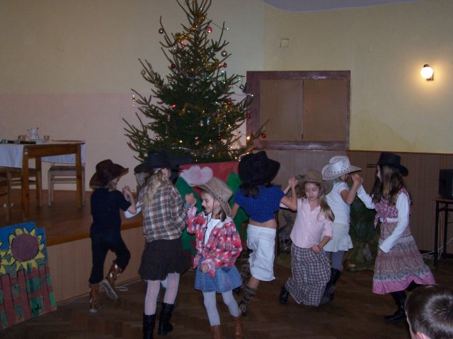 Divadelní představení dramatického kroužku