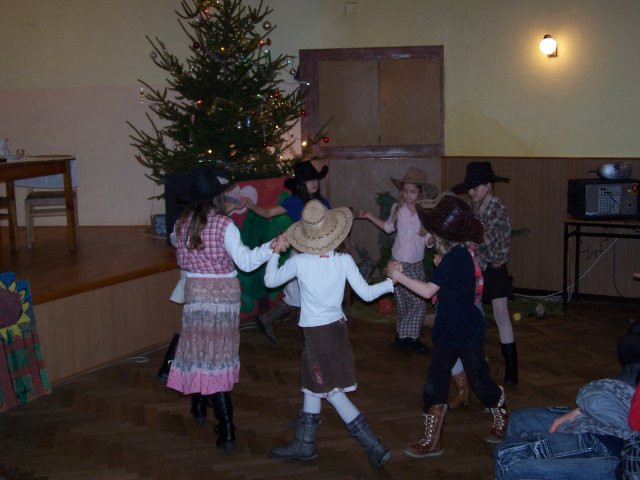 Divadelní představení dramatického kroužku