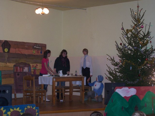 Divadelní představení dramatického kroužku