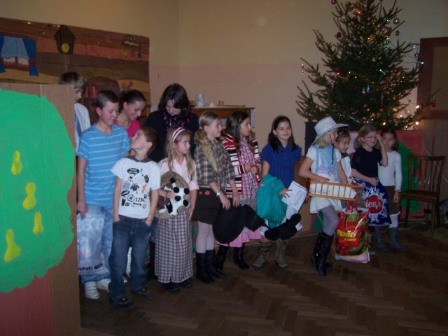 Divadelní představení dramatického kroužku