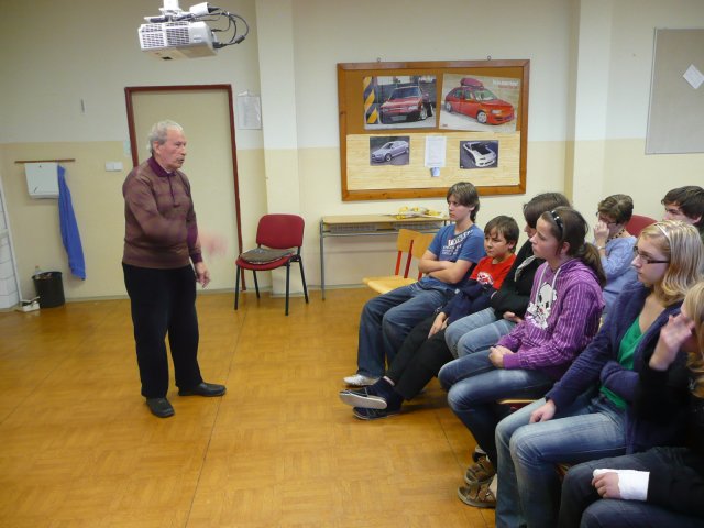 Přednáška o holocaustu 16.11.2010 pro žáky 8. a 9. ročníku