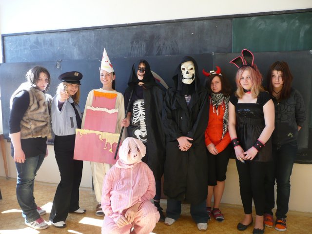 Masopust 8. 3. 2011 v tělocvičně školy