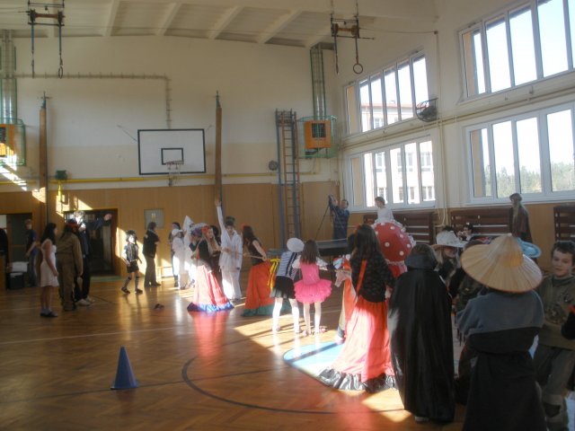 Masopust 8. 3. 2011 v tělocvičně školy