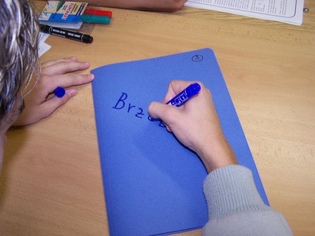 Projektový den žáků 8. a 9. ročníku  matematické gramotnosti - Rozumíme penězům