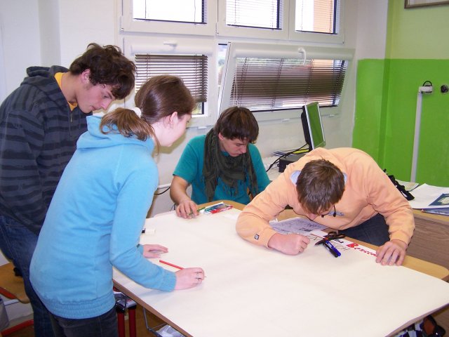 Projektový den žáků 8. a 9. ročníku  matematické gramotnosti - Rozumíme penězům