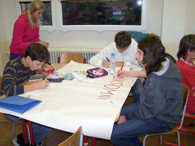Projektový den žáků 8. a 9. ročníku  matematické gramotnosti - Rozumíme penězům