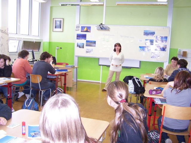 Projektový den žáků 8. a 9. ročníku  matematické gramotnosti - Rozumíme penězům