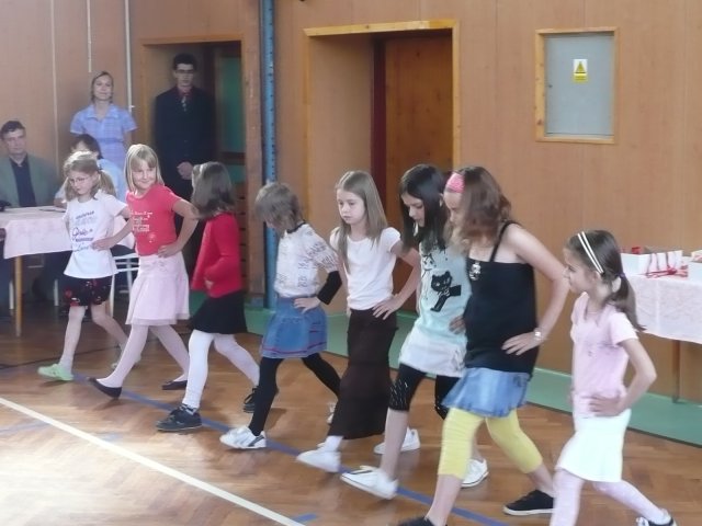 Vernisáž výtvarné soutěže "Silnice a my" 5. 5. 2011