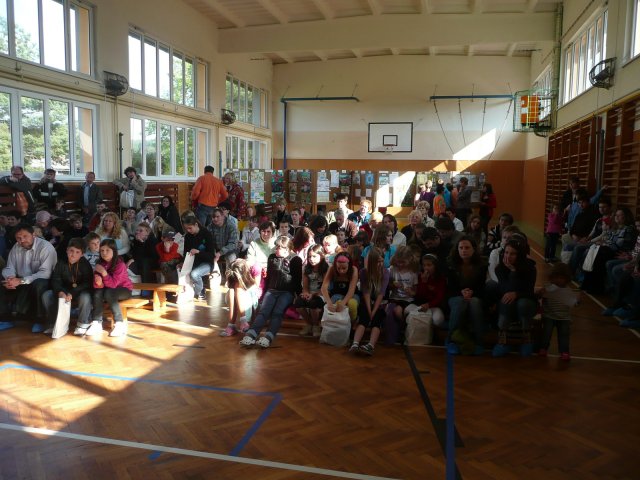 Vernisáž výtvarné soutěže "Silnice a my" 5. 5. 2011
