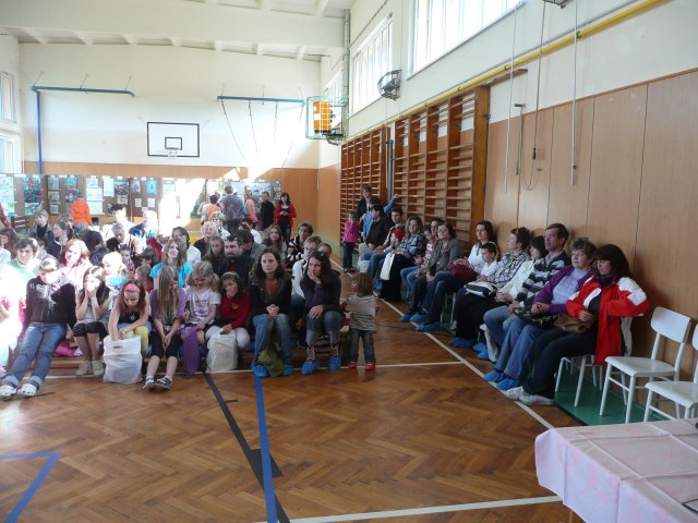 Vernisáž výtvarné soutěže "Silnice a my" 5. 5. 2011