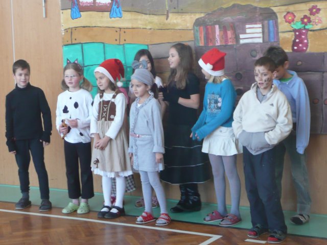 Vánoční dílna konaná v sobotu 27.11.2010  v prostorách školy