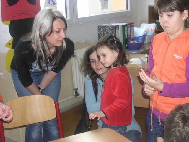 Vánoční dílna konaná v sobotu 27.11.2010  v prostorách školy