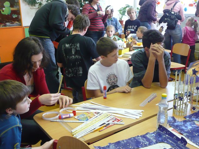 Vánoční dílna konaná v sobotu 27.11.2010  v prostorách školy