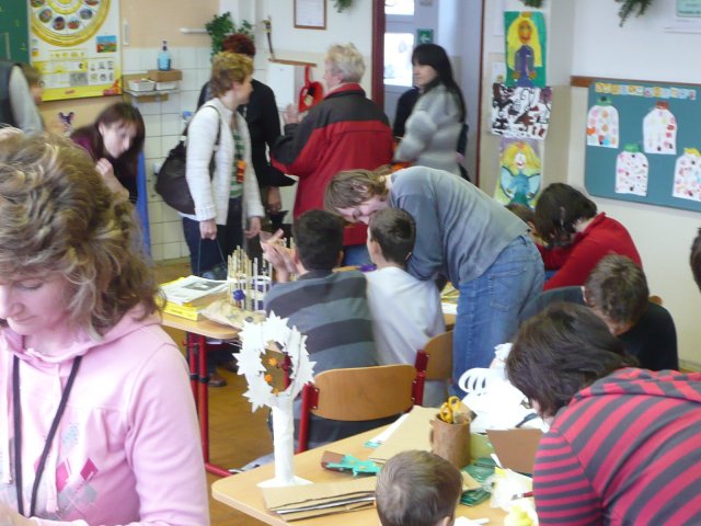 Vánoční dílna konaná v sobotu 27.11.2010  v prostorách školy