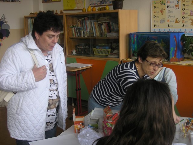 Vánoční dílna konaná v sobotu 27.11.2010  v prostorách školy