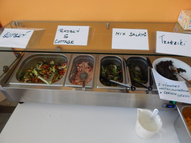 salátový bar
