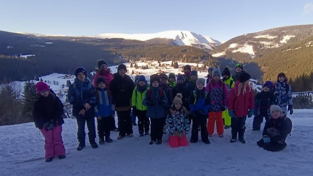 a43460e0-3fdb-46b8-93d6-54f0481e1fde