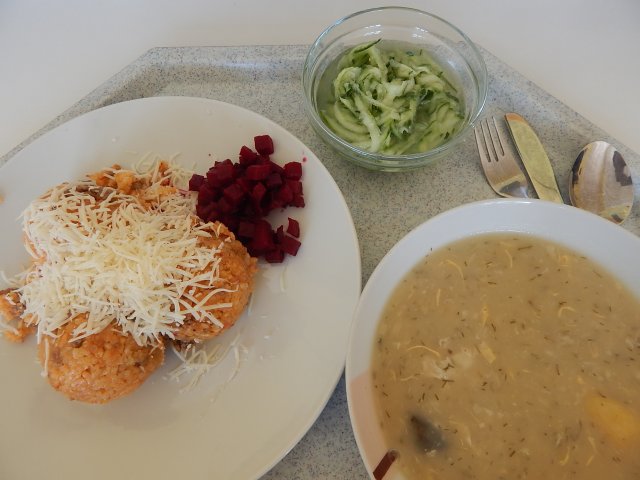 kulajda, srbské rizoto s vepřovým masem a sýrem