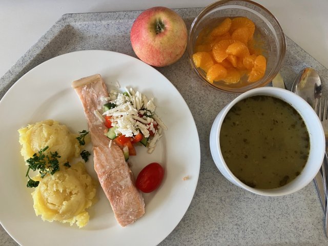 nebramboračka, losos na másle se šťouchanými brambory