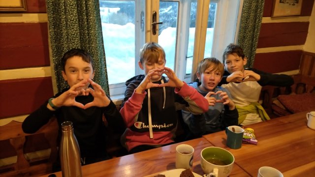 9e650df2-e411-4199-8ac7-ea692473489b