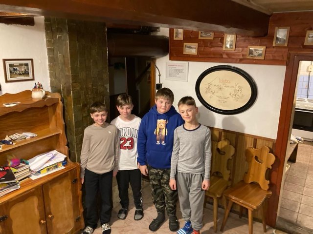 e37f87e8-6836-440d-a66d-043b4a44d066