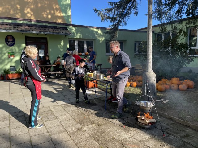 0a863ee2-ea80-4688-a8a5-86e70944da7c