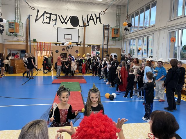 1d6a0ac2-51b9-4566-af6d-a87d703b7f14