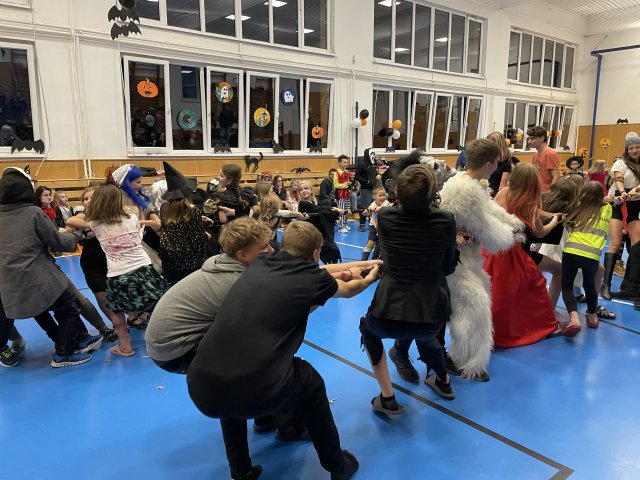 3d2ee18d-8a7c-4dee-bf77-a77a6760b144