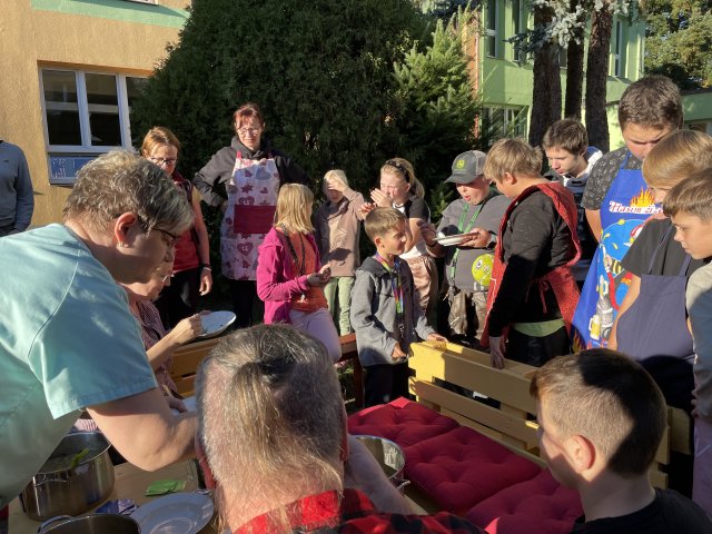 4a0fd52b-cbfd-46bf-9997-5ace0d1b5233