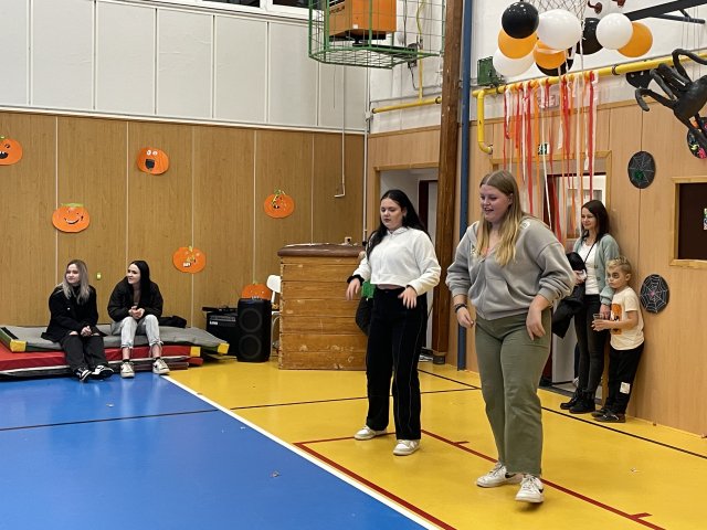 5c90d2b9-0523-469d-bd2c-a074a2bd16f4