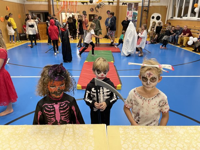 77cfc906-3692-4d03-9dbd-67b59a672402