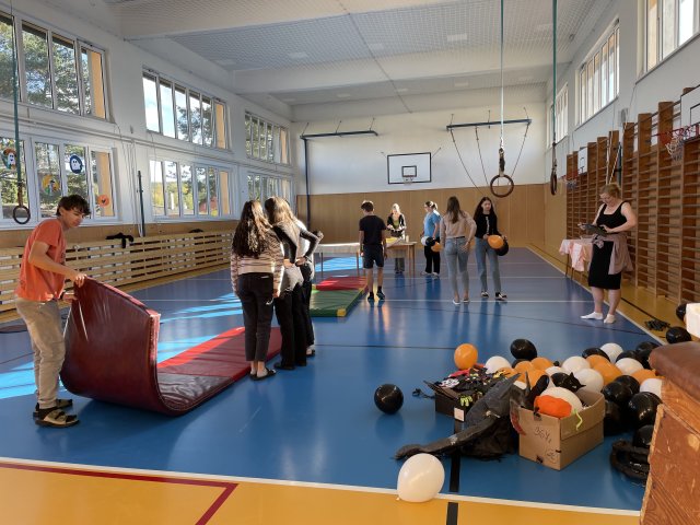 8059c417-d949-4fba-97fd-1247511b88e8