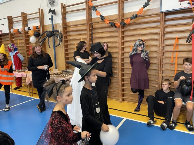 90af1154-a893-44e6-8b18-da41ea43cb9c