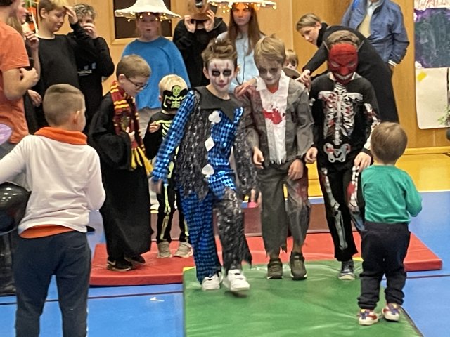 a7c99459-353c-4f25-b1bc-0394d34f7c09