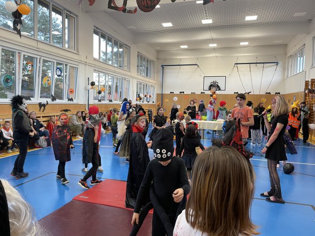 c0640f20-ce8c-4ccf-b299-8b356de79d99