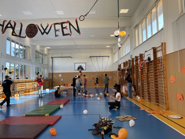 f5b883d0-0020-4d5a-9bdd-2115d84eb26f