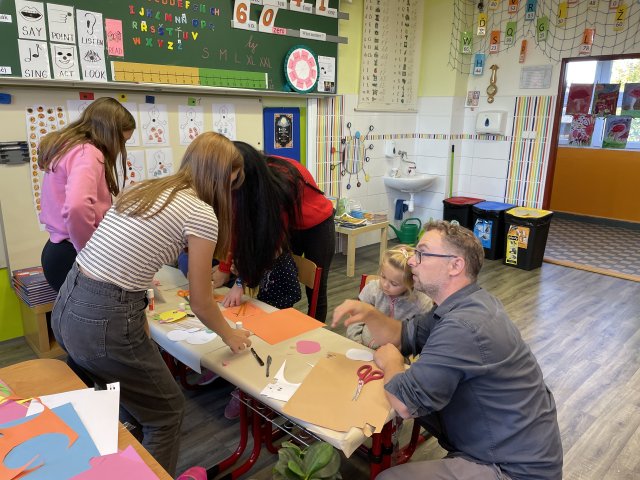 f7b5d02c-e0dd-4469-9e50-bd215673472e